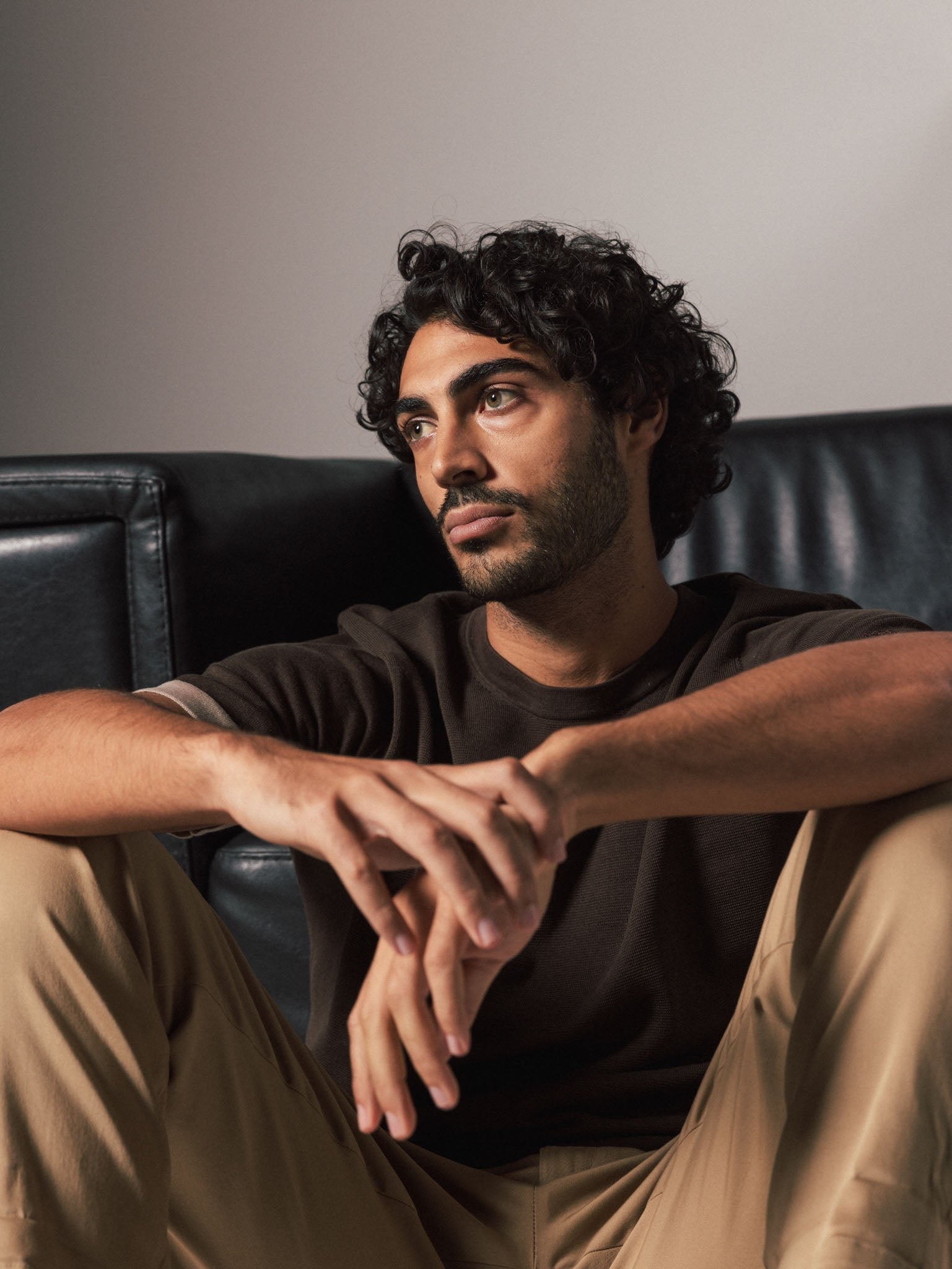 Modelshot / Chocolate Brown / Detail